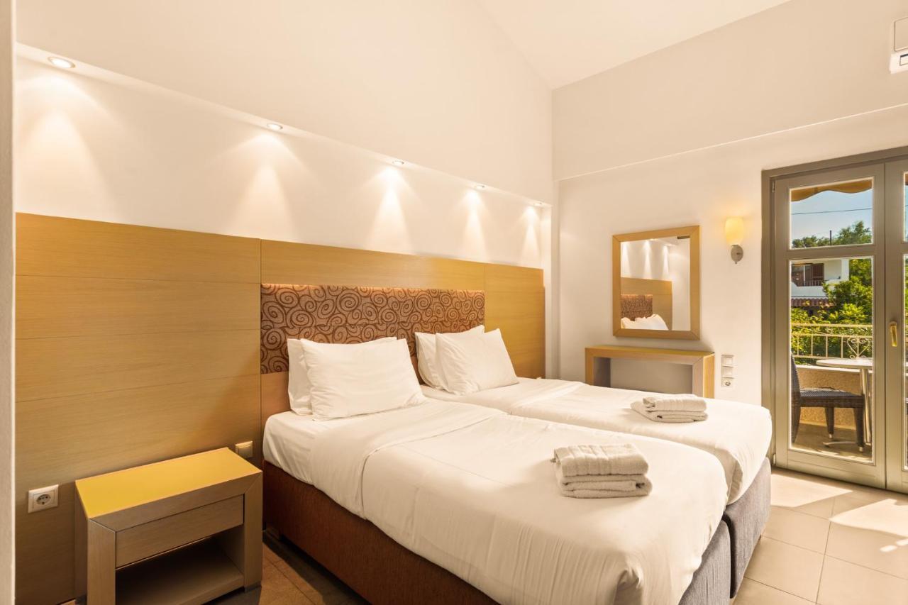 Kalogria Aparthotel Stoúpa Buitenkant foto